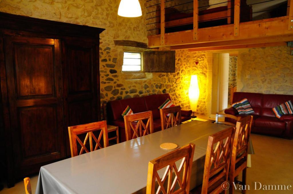 Gites Du Domaine Des Dames Vallon-Pont-dʼArc Dış mekan fotoğraf
