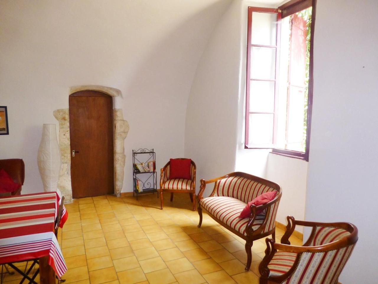Gites Du Domaine Des Dames Vallon-Pont-dʼArc Dış mekan fotoğraf