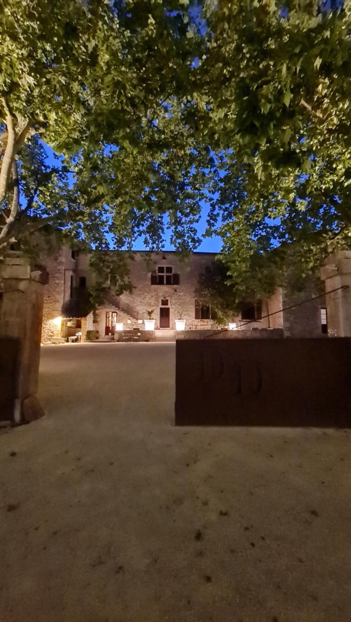 Gites Du Domaine Des Dames Vallon-Pont-dʼArc Dış mekan fotoğraf